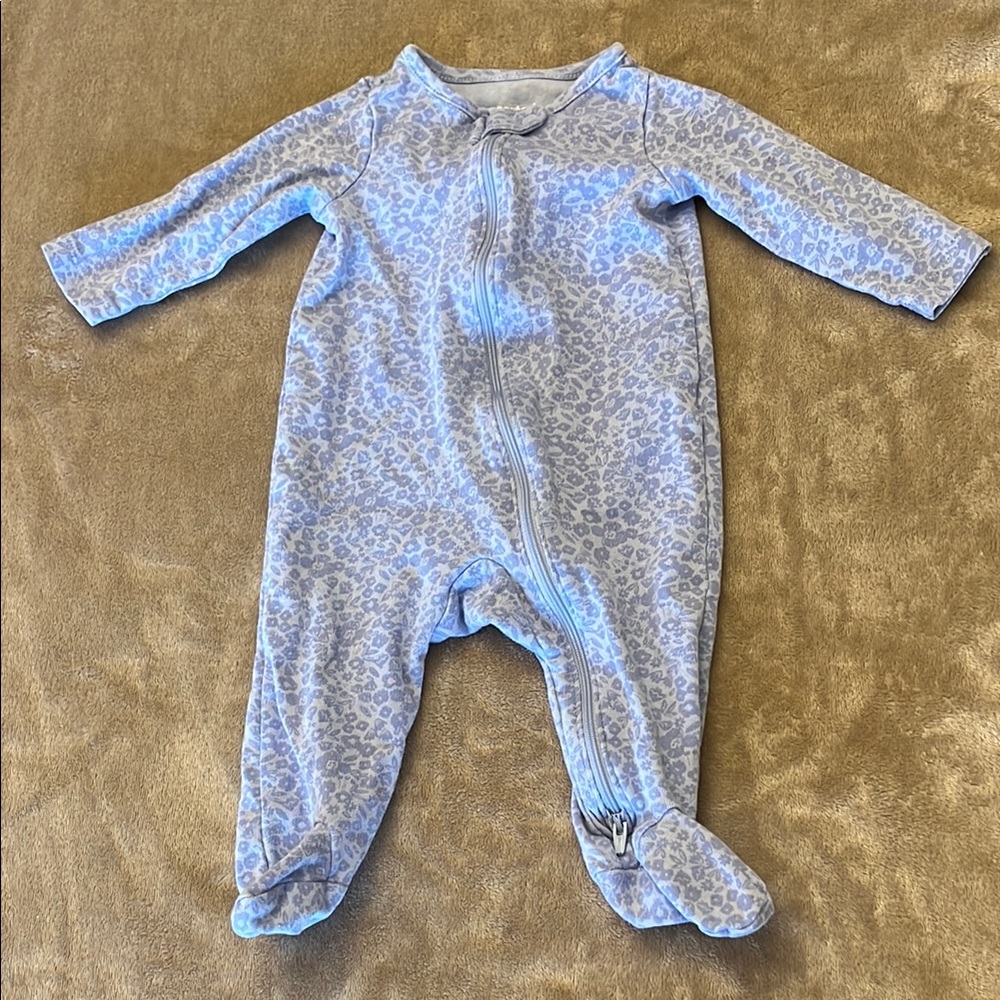 ❤️2 for 10$❤️ Carter’s Cotton Violet Floral Print Double Zip Sleeper, 6 Months